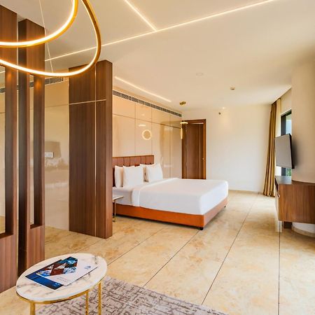 Fezinn Hotel - Best Wayanad Hotel In 2024 Kozhikode Ngoại thất bức ảnh