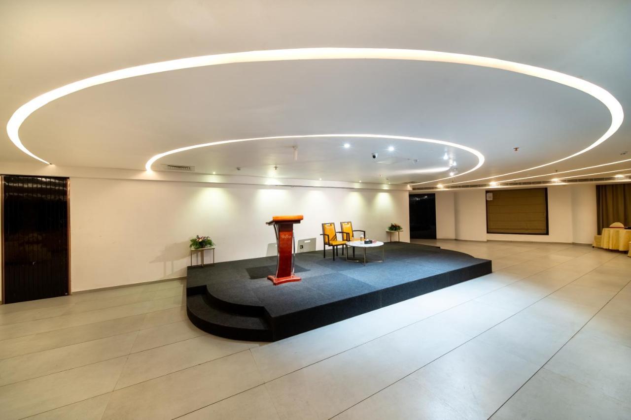Fezinn Hotel - Best Wayanad Hotel In 2024 Kozhikode Ngoại thất bức ảnh
