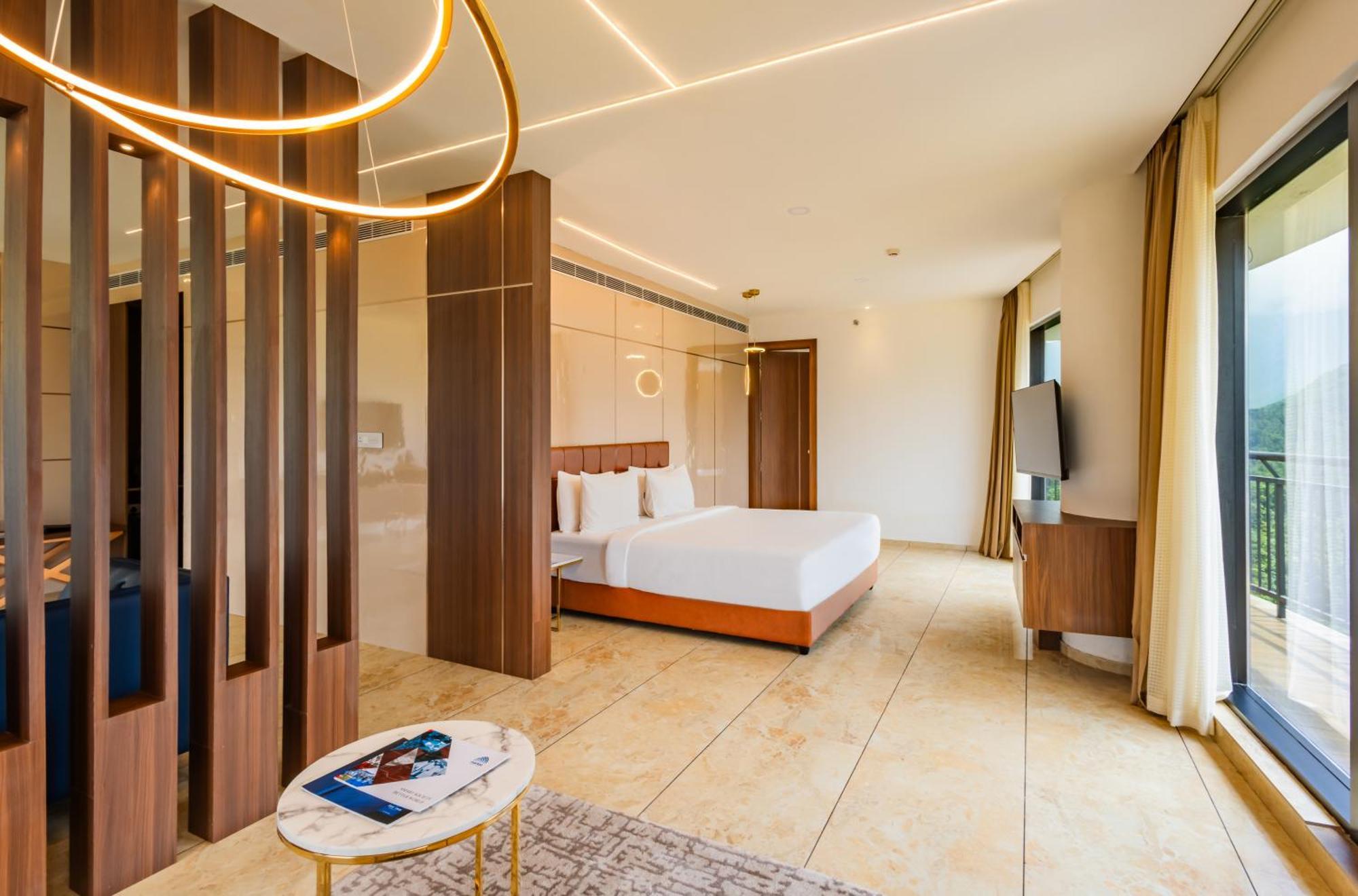 Fezinn Hotel - Best Wayanad Hotel In 2024 Kozhikode Ngoại thất bức ảnh