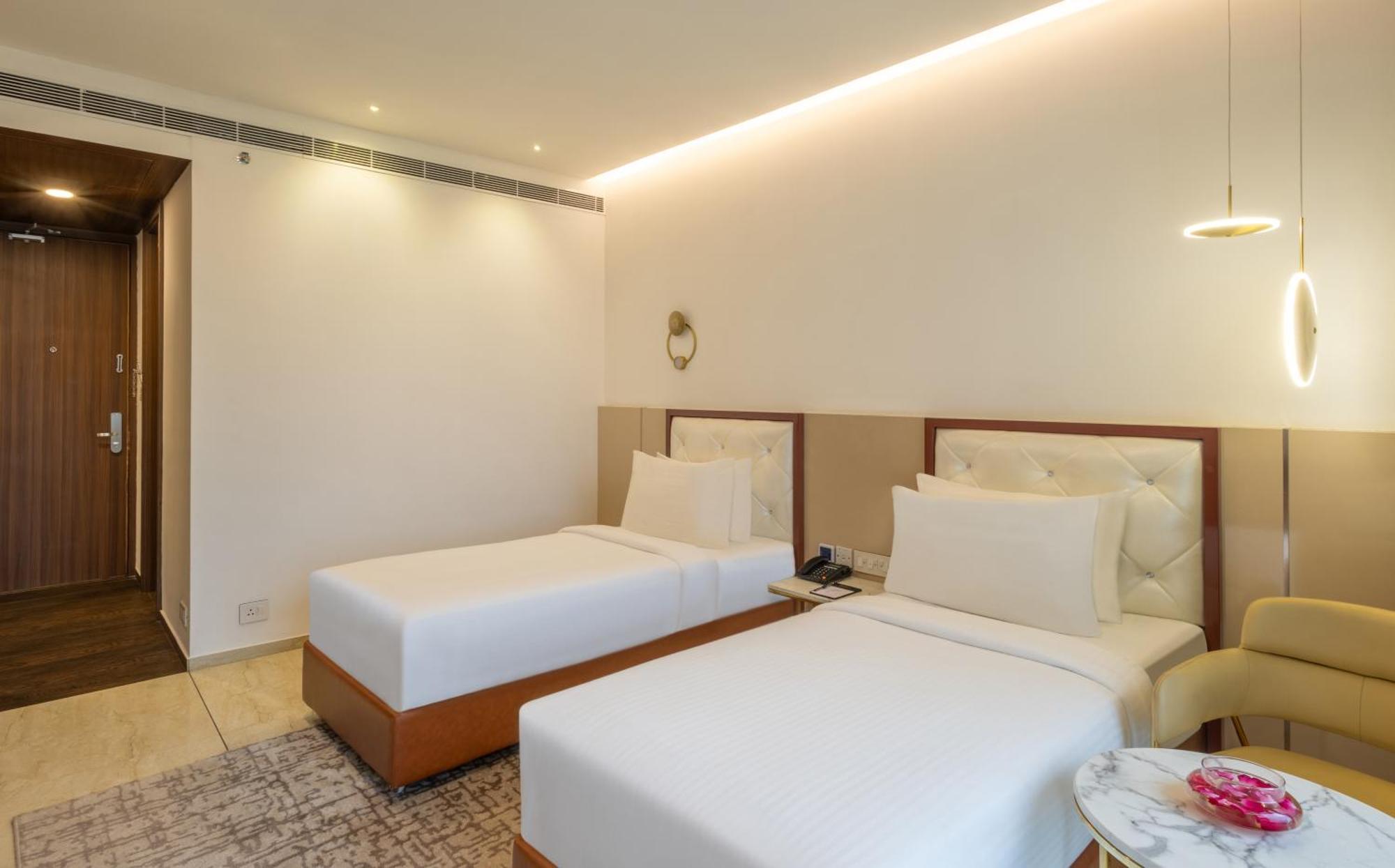 Fezinn Hotel - Best Wayanad Hotel In 2024 Kozhikode Ngoại thất bức ảnh