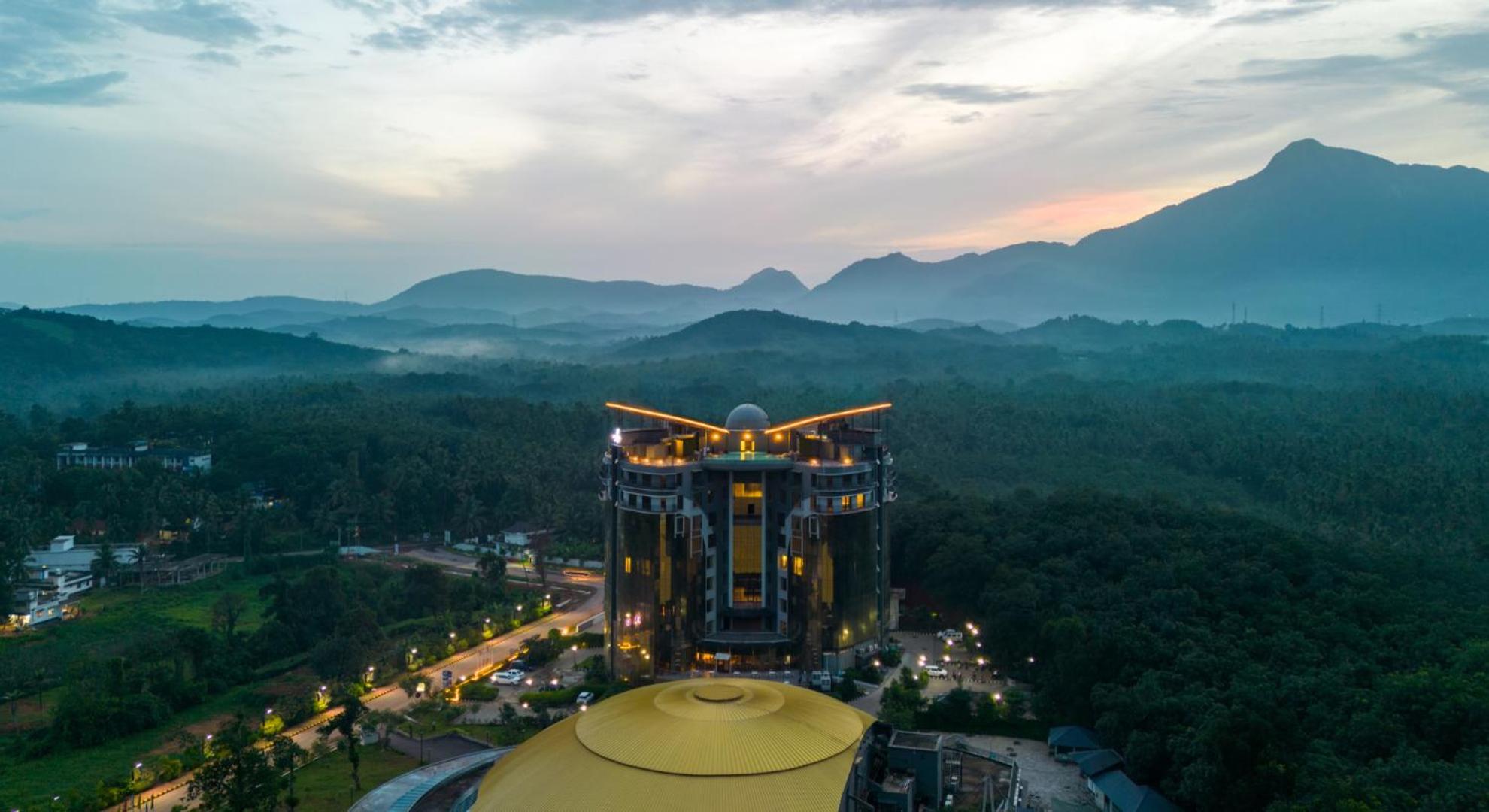 Fezinn Hotel - Best Wayanad Hotel In 2024 Kozhikode Ngoại thất bức ảnh